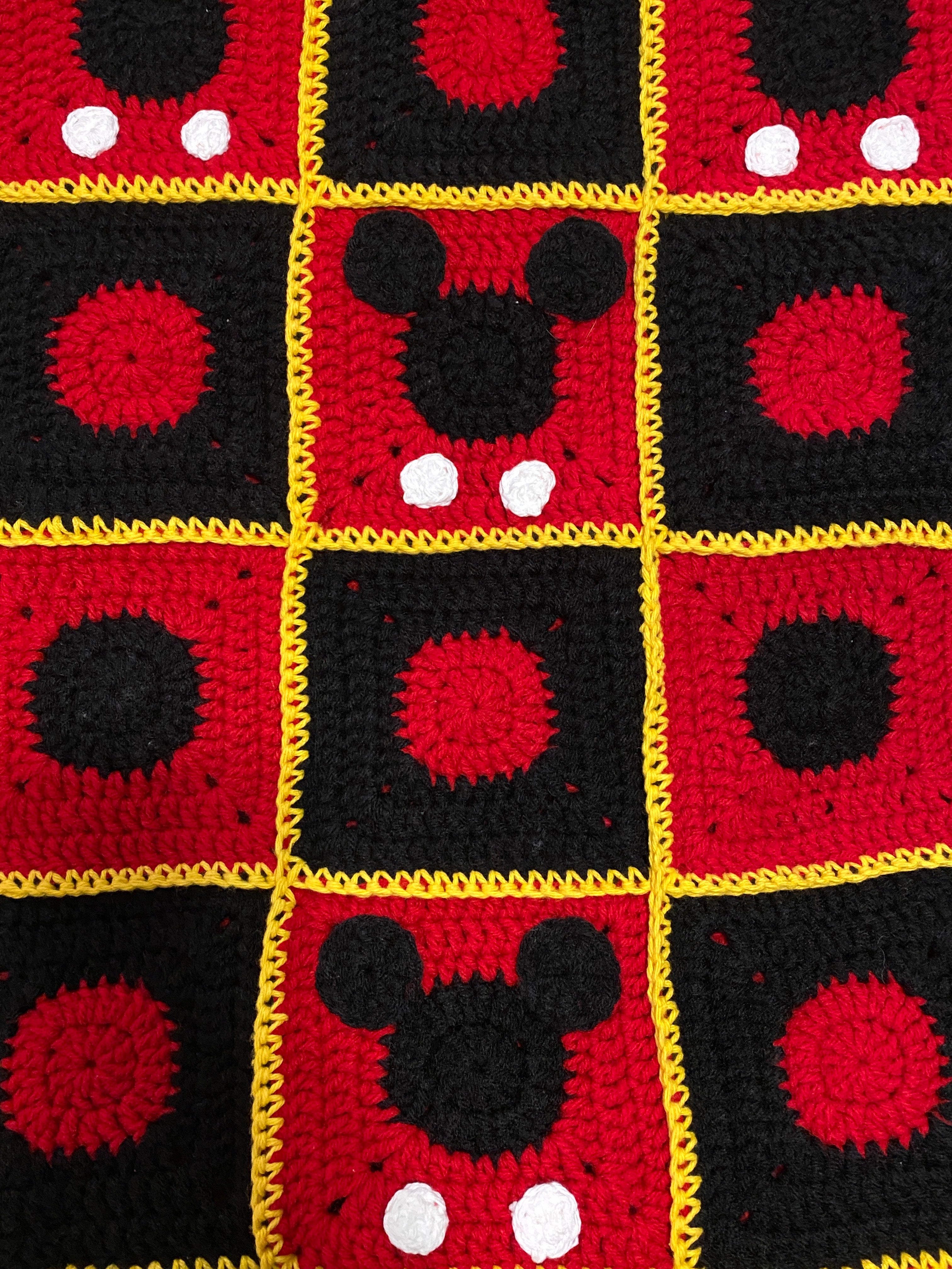 Mickey mouse crochet discount blanket